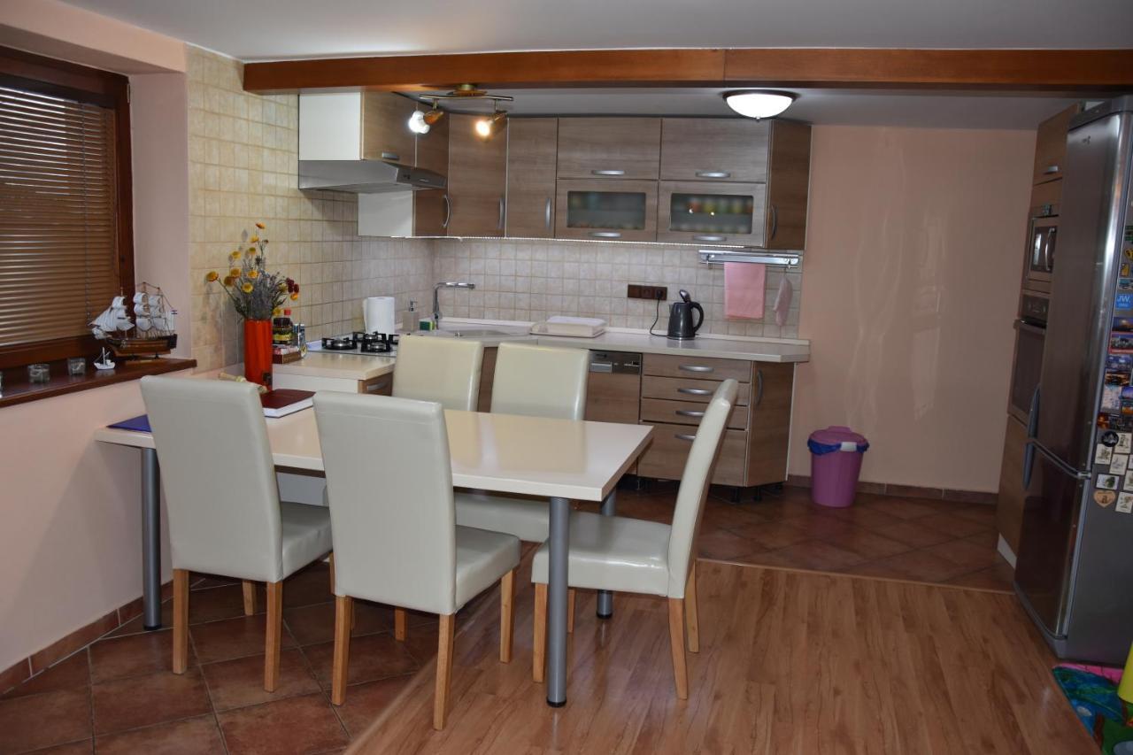 Dafinka Apartment Banska Bystrica Exterior photo